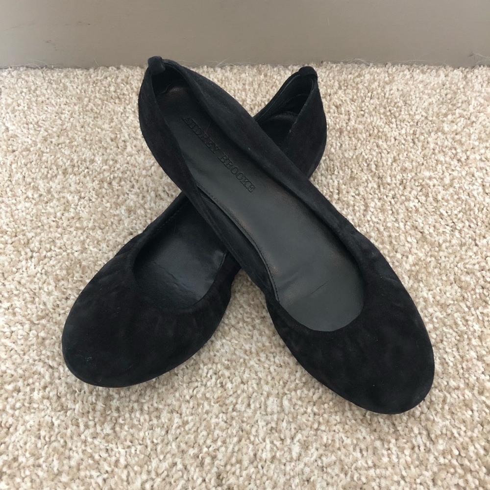 Audrey Brooke Black Flats